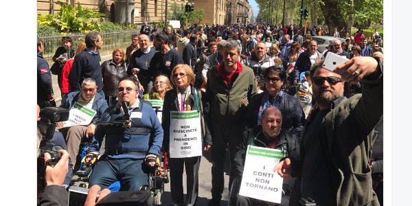 Decreto presidenziale per 18.000 euro all'anno per 1400 disabili gravissimi