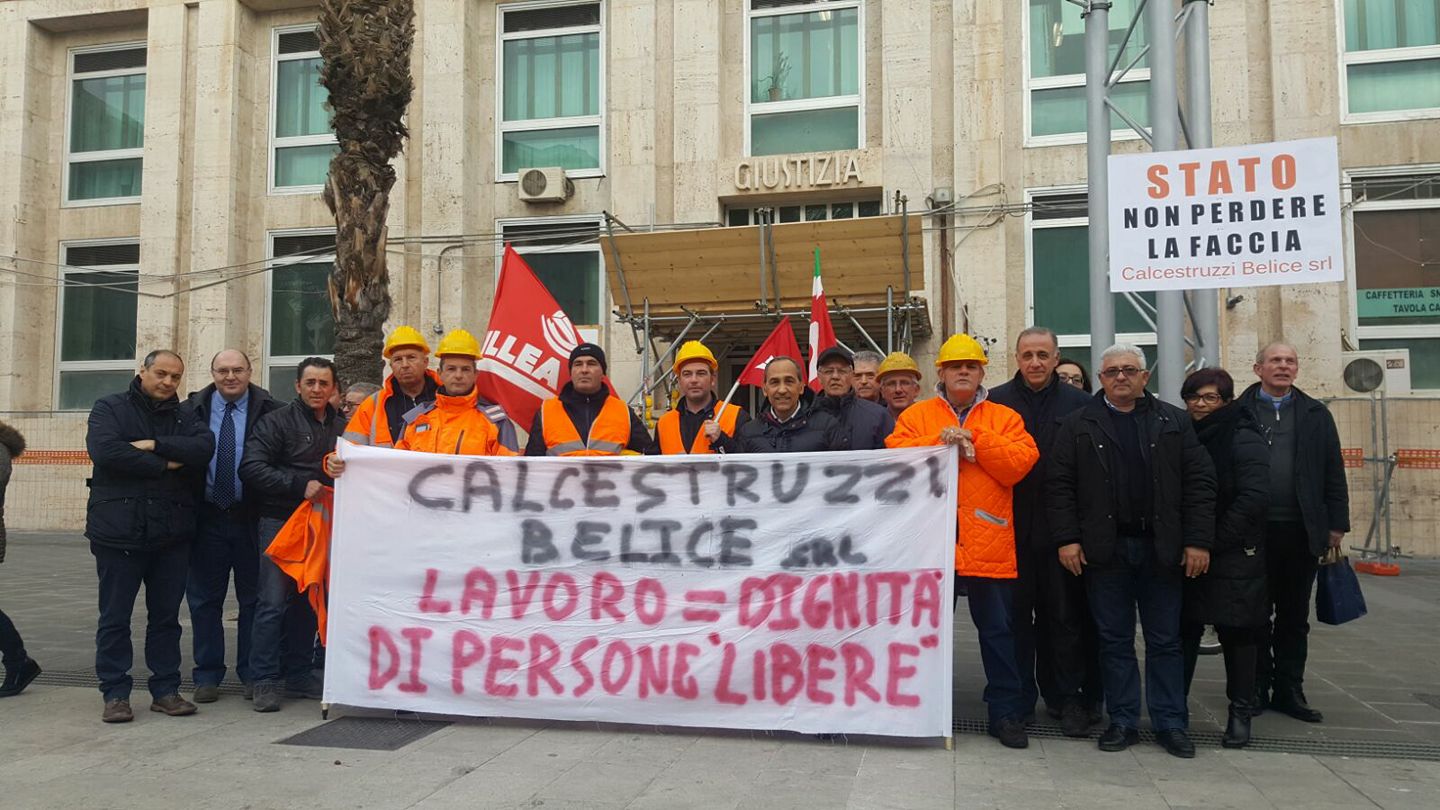 Le reazioni dopo la sentenza Calcestruzzi, Don Ciotti: "Avanti con trasparenza"