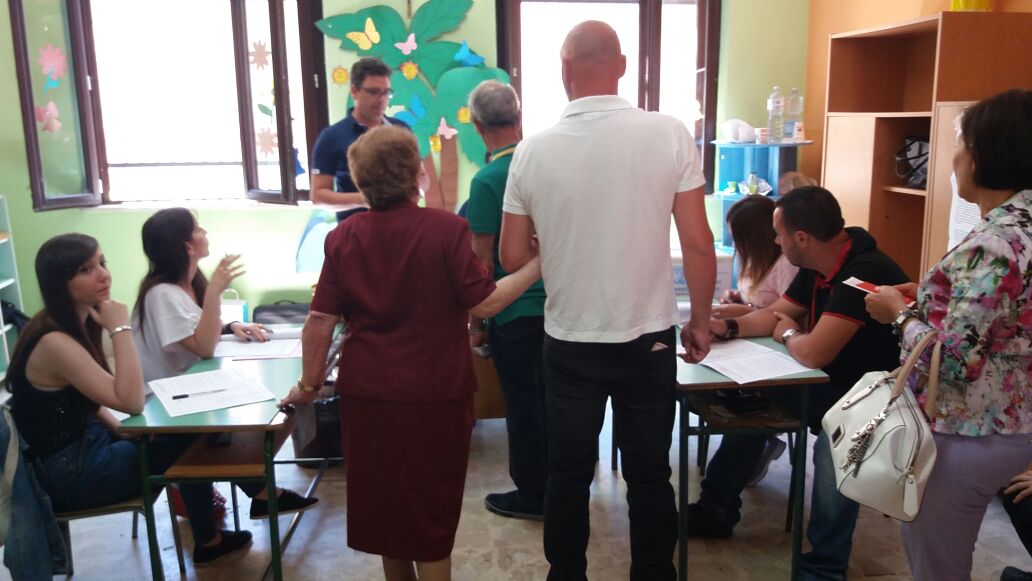Affluenza elezioni, a mezzogiorno il 19 per cento al voto