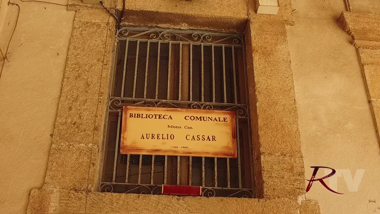Trasferiti 2000 volumi al Sant'Anna, la parte più preziosa della Biblioteca comunale inaccessibile