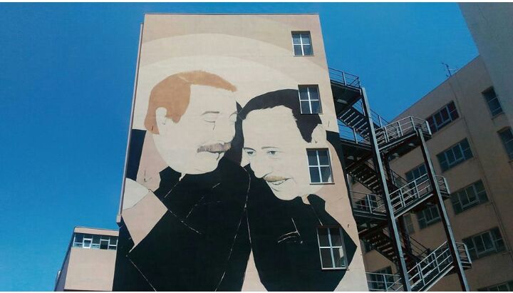 Un murales come risposta all'atto vandalico della statua di Giovanni Falcone