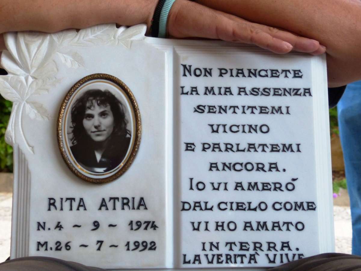 25 anni fa il suicidio di Rita Atria, la CGIL: "Studiava a Sciacca, le si intitoli una via"