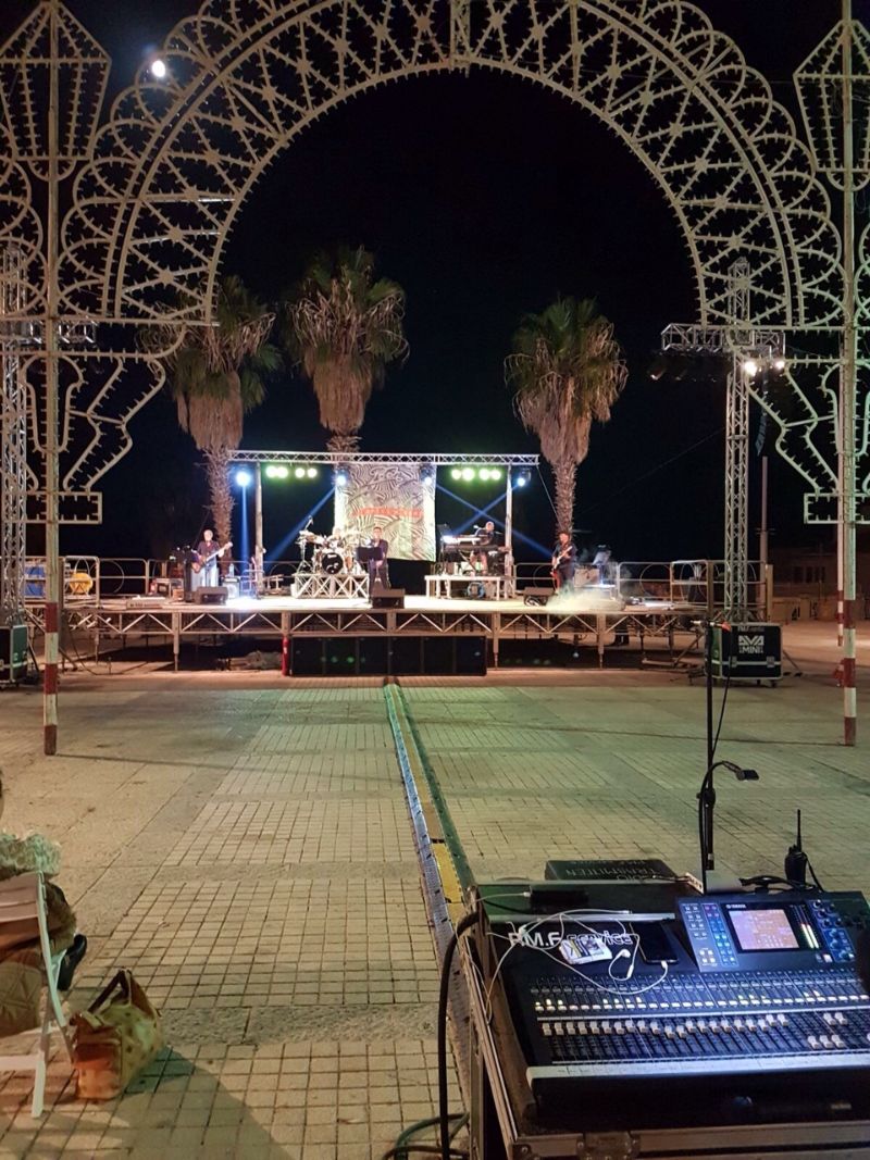 Migliaia di spettatori attesi stasera a Menfi per il concerto dei "Tinturia"
