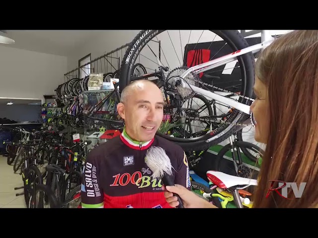 "Stessa emozione di una finale di Champions", l'attesa degli appassionati delle due ruote di vivere il passaggio della "Maglia Rosa"
