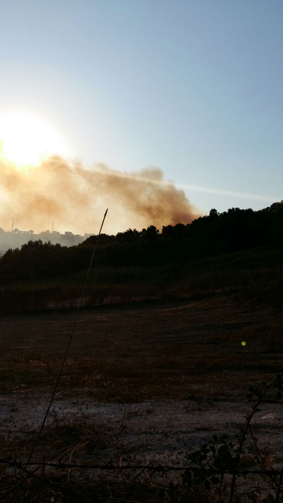 Fiamme domate, torna la tranquillità tra Arenella e San Marco