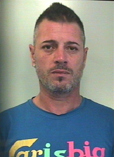 Evade dai domiciliari e torna in ospedale, ma evita il secondo arresto perchè rientra a casa prima dell'arrivo dei carabinieri