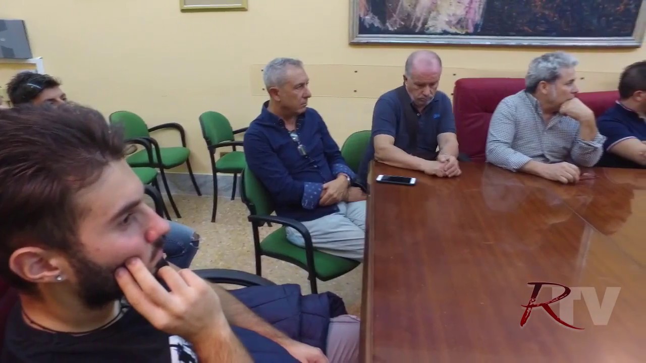 Verso il Carnevale 2018: riunione preliminare al comune tra amministrazione e carristi