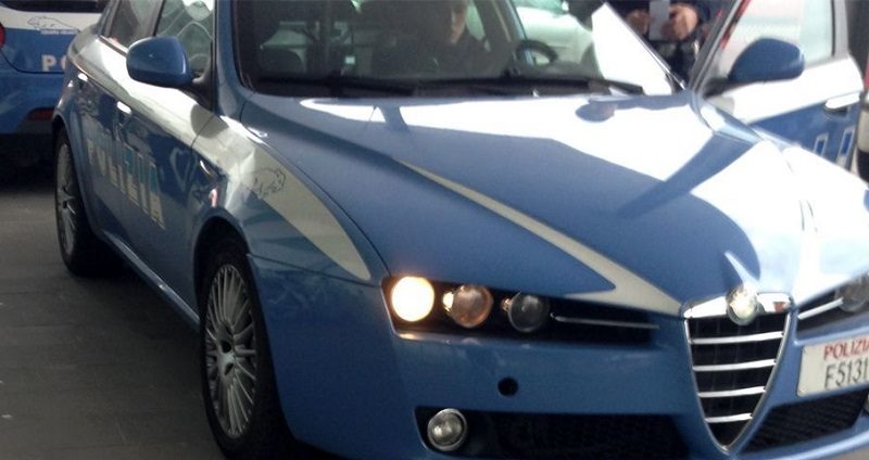 La polizia setaccia i quartieri di Sciacca, una denuncia per danneggiamento