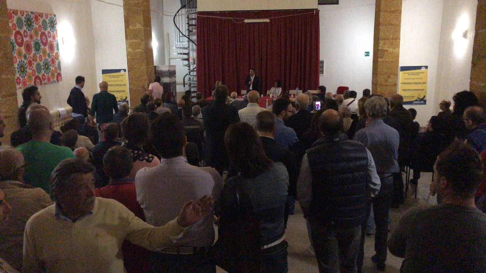 Tappa elettorale a Ribera ieri sera del candidato governatore Giancarlo Cancelleri
