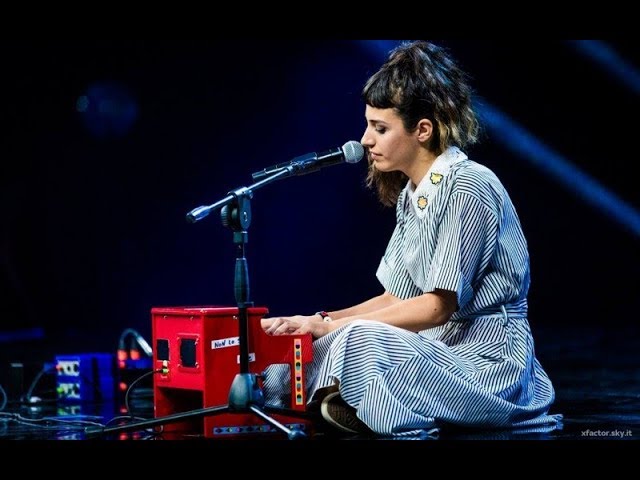 All'indomani dell'eliminazione da X Factor, Noe: "Niente sedia, canto anche per terra"