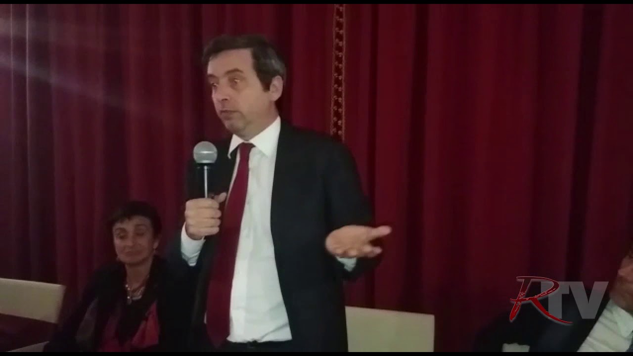 Il ministro Andrea Orlando oggi a Ribera: "Se vince Micari se ne avvantaggia il Paese"