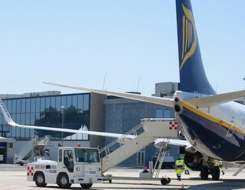 Trapani si tira indietro con Ryanair, intanto dal sei novembre chiude Birgi per rifacimento della pista