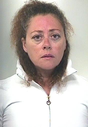 Raffaela Pecoraro, moglie di Gianni Melluso, ottiene la detenzione domiciliare per scontare una pena per sfruttamento della prostituzione