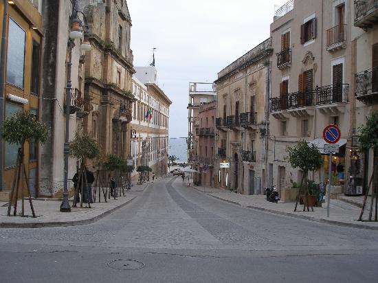 Arriva la fibra veloce, prima linea telefonica trasformata a Sciacca