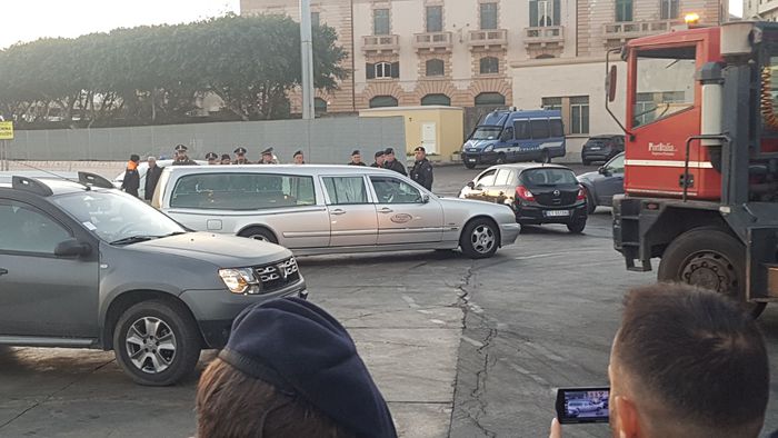 La salma di Riina in Sicilia, tumulazione blindata a Corleone