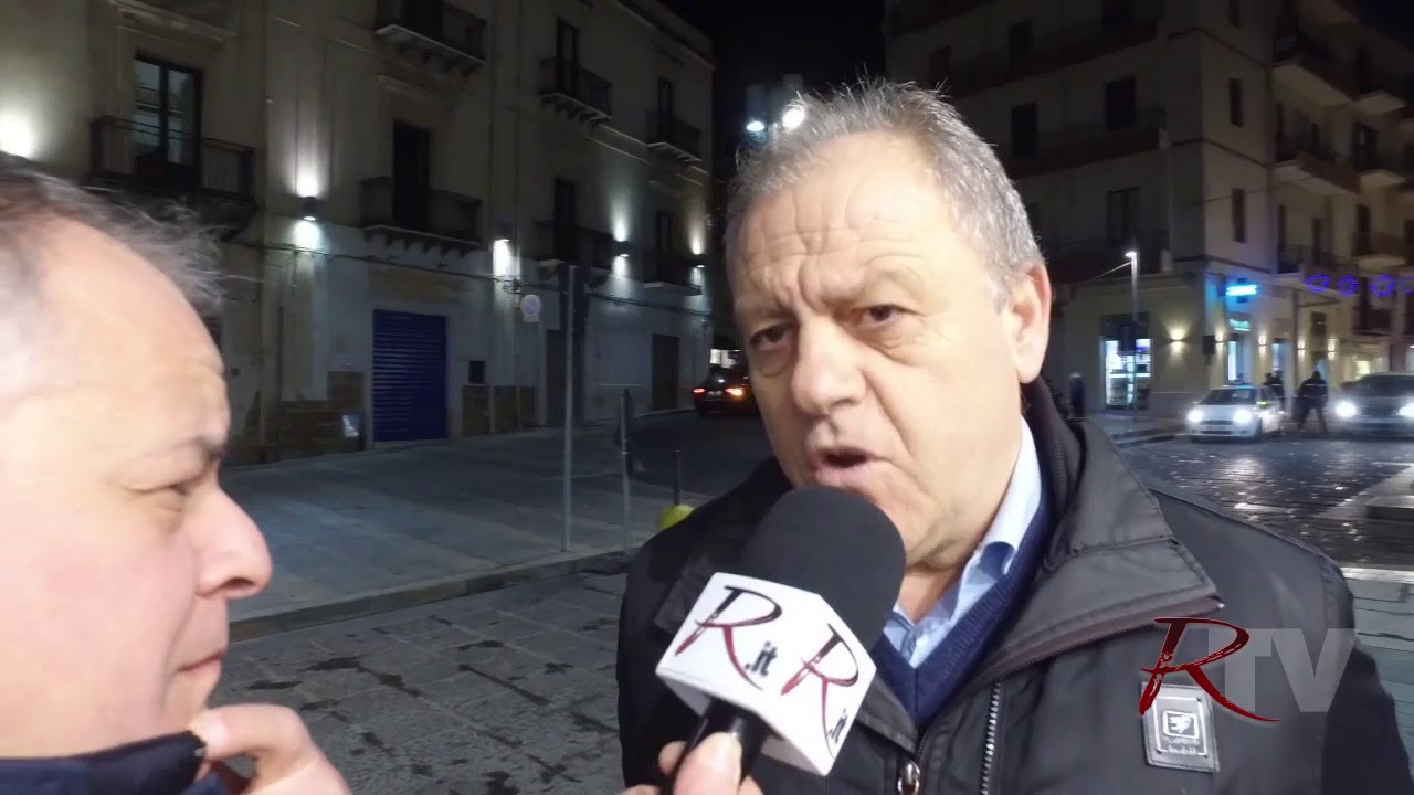 Commercianti del centro storico tra crisi economica, ZTL e affari natalizi