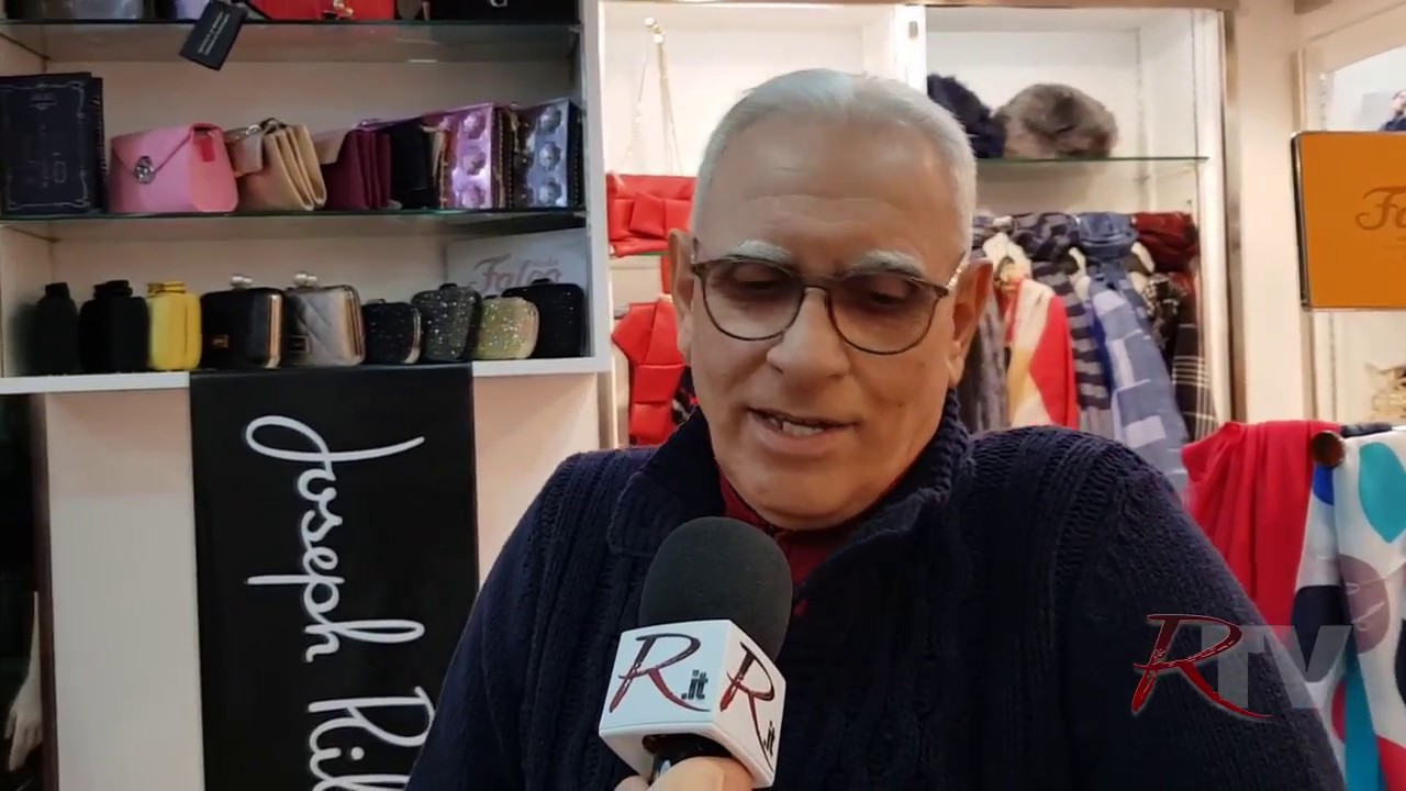 Premiato per la longevita' della sua attivita', il commerciante Antonino Falco: "Ai giovani raccomando la perseveranza e la serieta'"