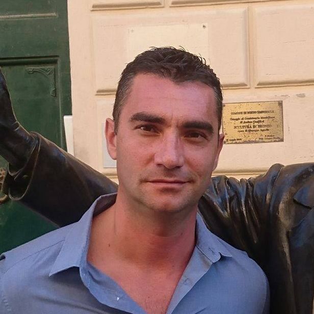 Fabrizio La Gaipa chiede il patteggiamento, torna in liberta' il primo dei non eletti dei pentastellati all'Ars