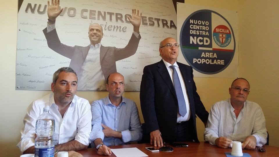 Fontana torna nel centrodestra che piace anche a  Milioti e Cognata