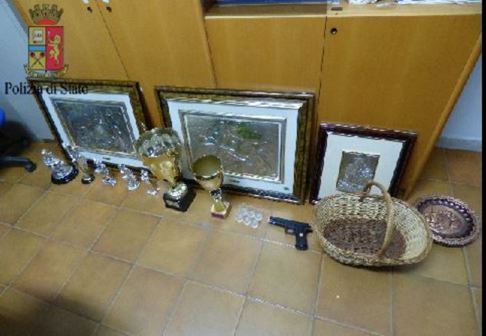 Enna. Arrestati tre romeni, accusati di essere rapinatori di anziani