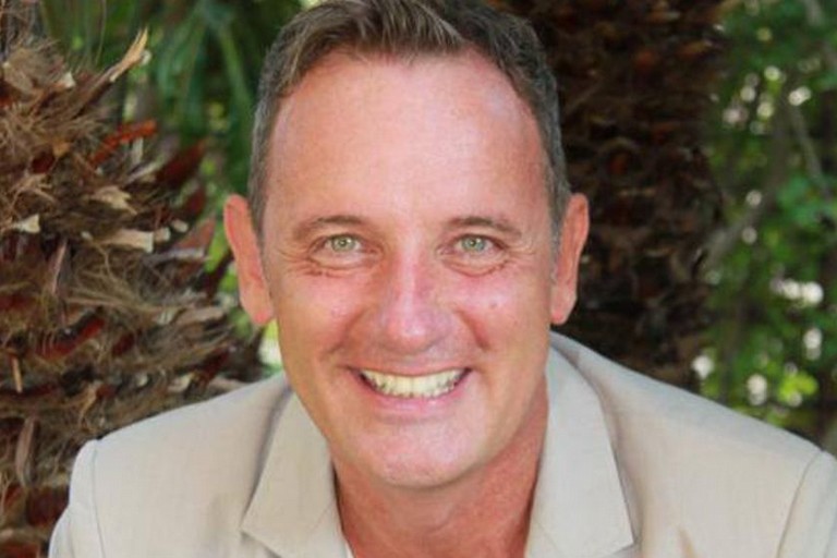 Il sensitivo Craig Warwick all'Isola dei Famosi, il compagno Enzo Bitetto posta la notizia