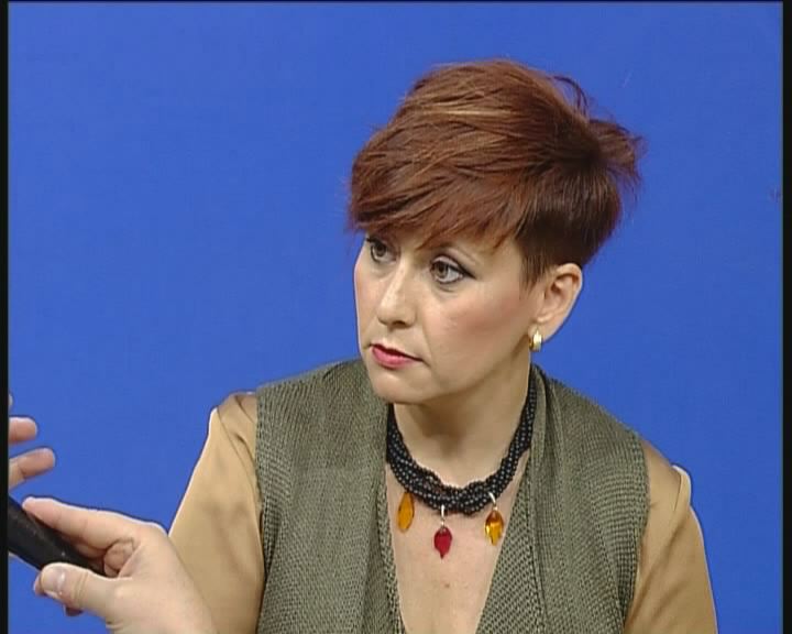 Mangiacavallo punta su Rino Marinello e non su Antonella Di Prima. Polemiche nel M5S. L'ingegnere: "Nonostante tutto io resto più agguerrita di prima"