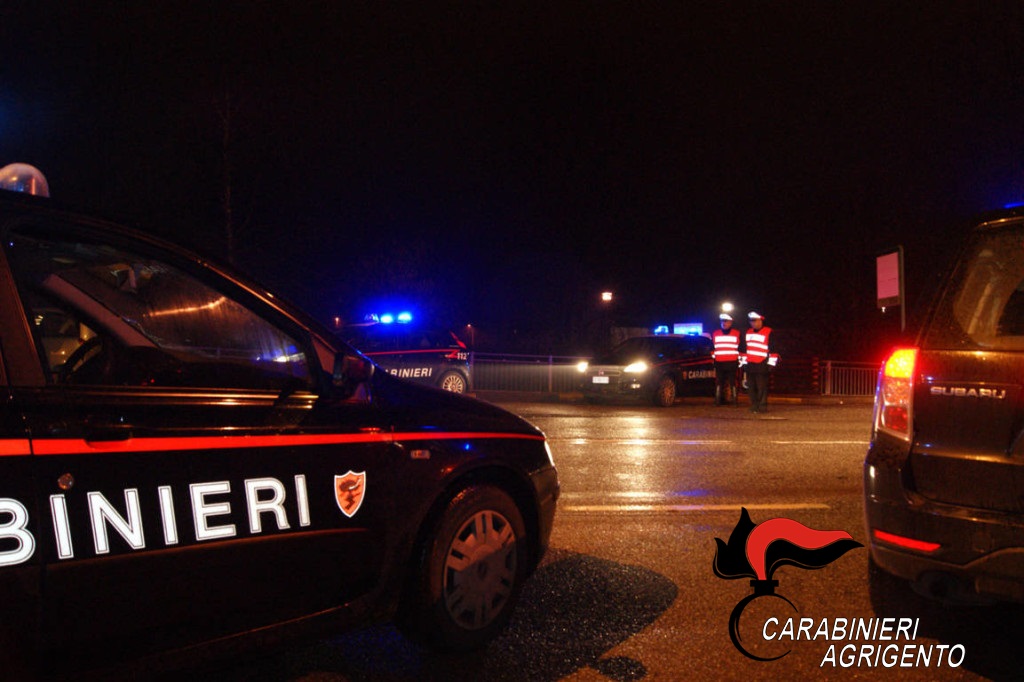 Maxi controllo della provincia: 20 posti di blocco, 32 multe e due arresti