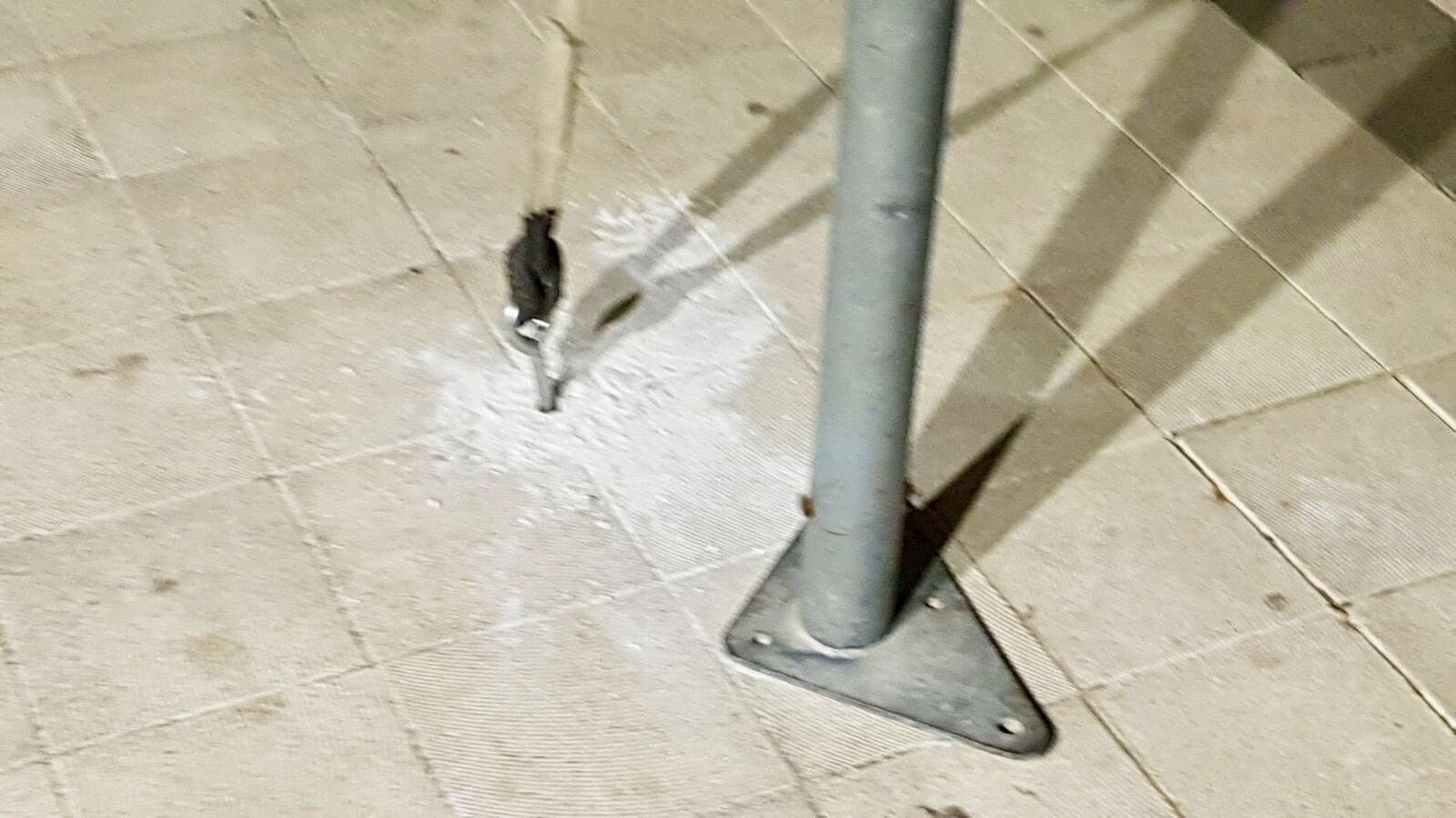 I gazebo di piazza Friscia continuano a scatenare polemiche