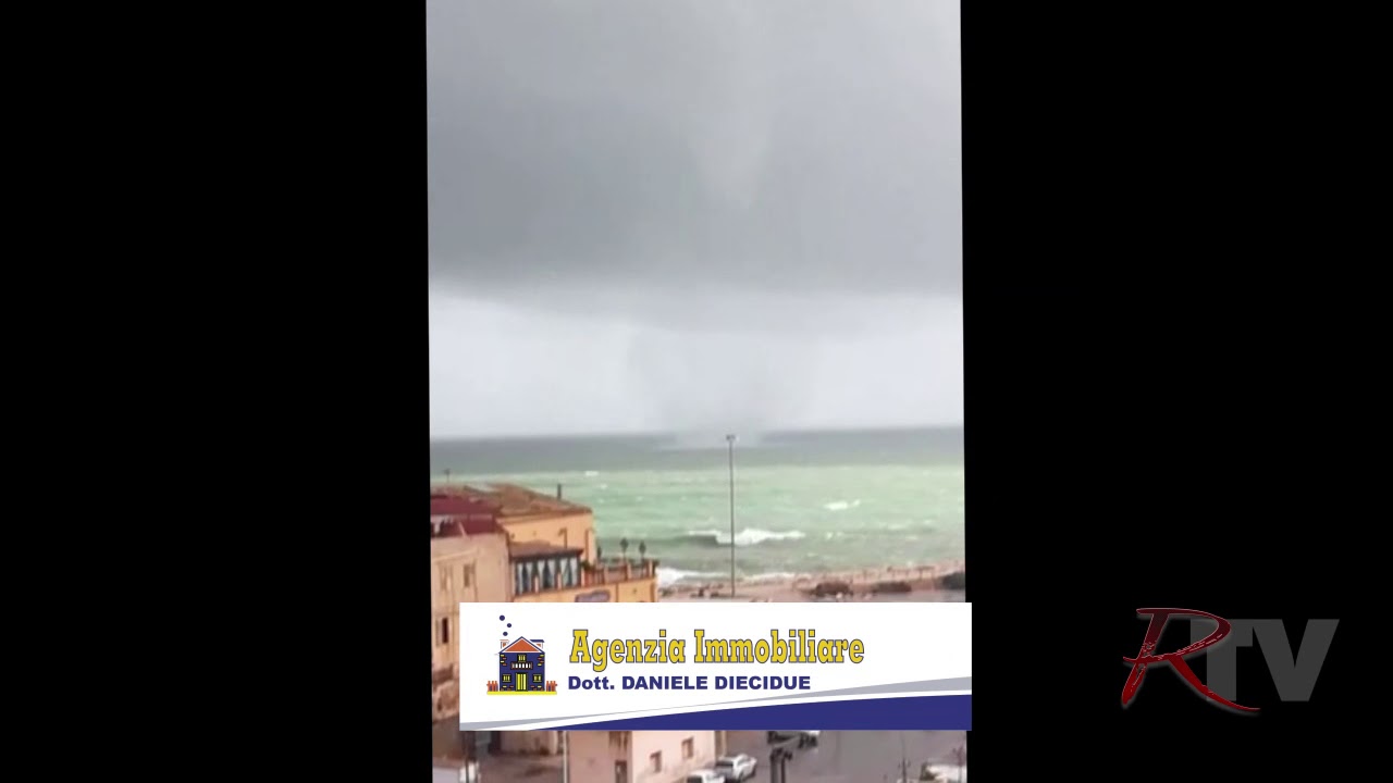 Ieri una tromba marina al largo di Sciacca: ecco il video dell'evento atmosferico ripreso dal porto