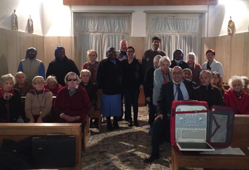 L'associazione "A Cuore Aperto" a Roma per  prestare assistenza sanitaria gratuita ad anziane bisognose