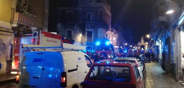 Esplosione a Catania per una fuga di gas, morti due vigili del fuoco e il proprietario dell'edificio