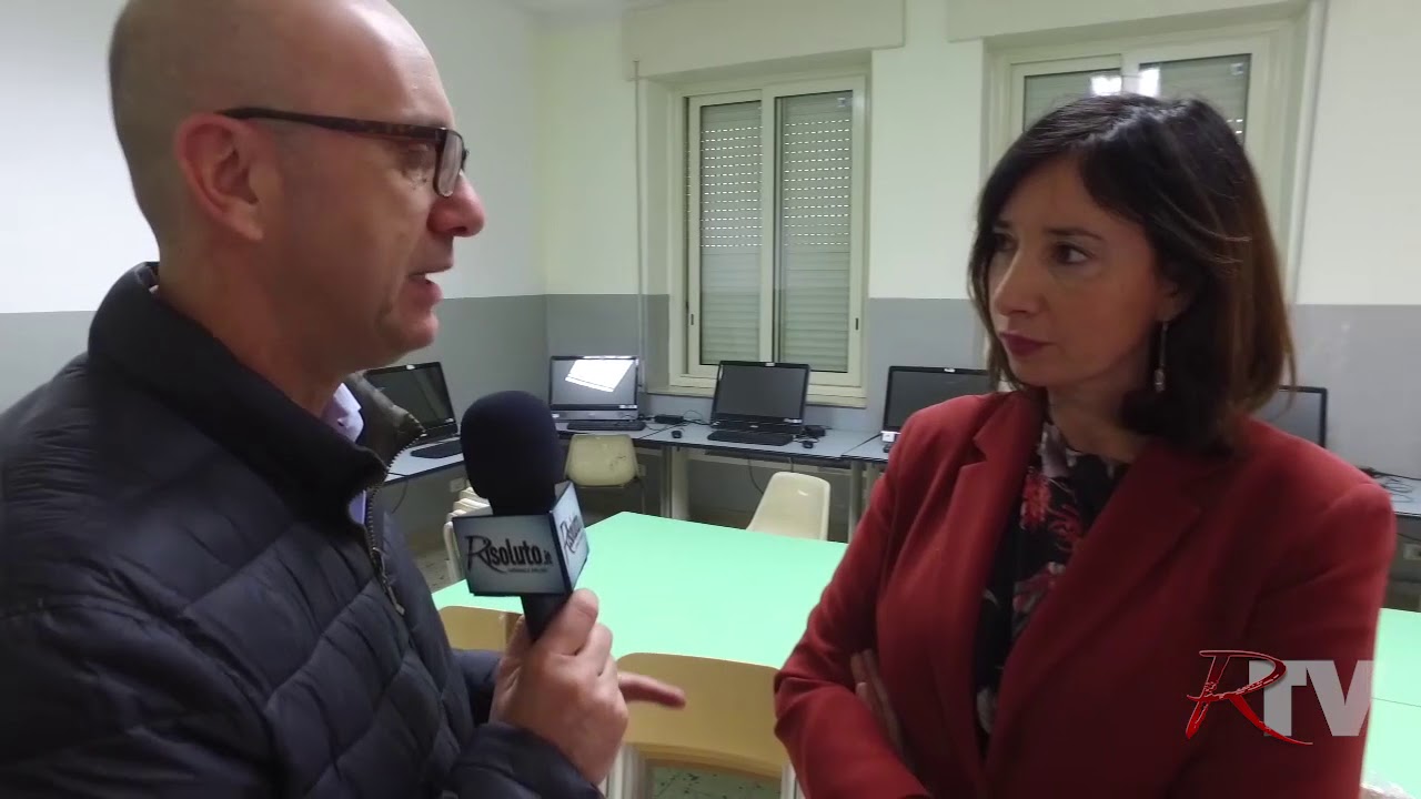Nuove sedie per le scuole di Sciacca, Alongi: "Non si faceva una fornitura simile da anni"