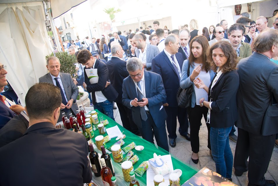 Pesca e turismo: presentata a Terrasini la settima edizione di "Blue Sea Land" di Mazara