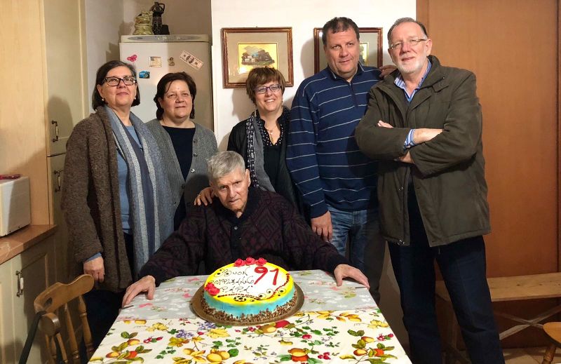 Festa in casa Maniscalco per i 91 anni di "Zu Franciscu"