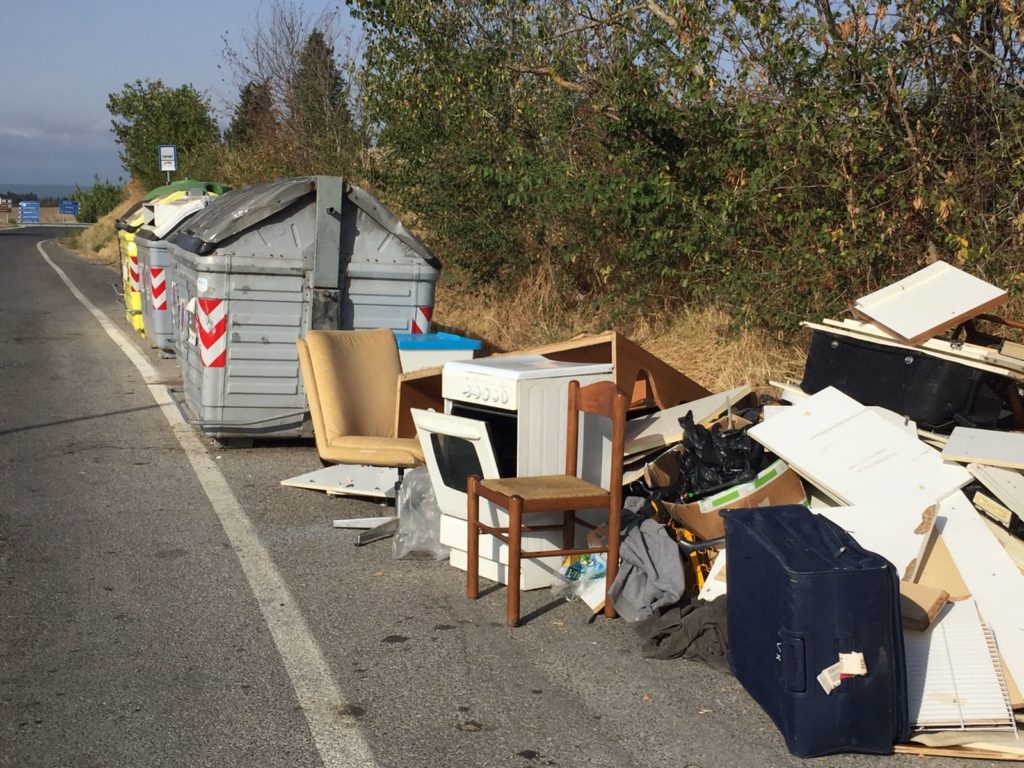 Ritiro rifiuti ingombranti a domicilio, nuovo servizio gratuito a Ribera