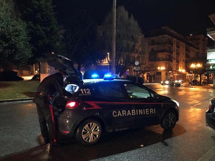 Durante la festa di Sambuca i ladri svaligiano case e rubano 1900 metri di cavi della pubblica illuminazione