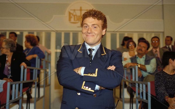 Fabrizio Bracconeri alla Sagra del Mare di Sciacca, risate di sensibilizzazione per l'autismo