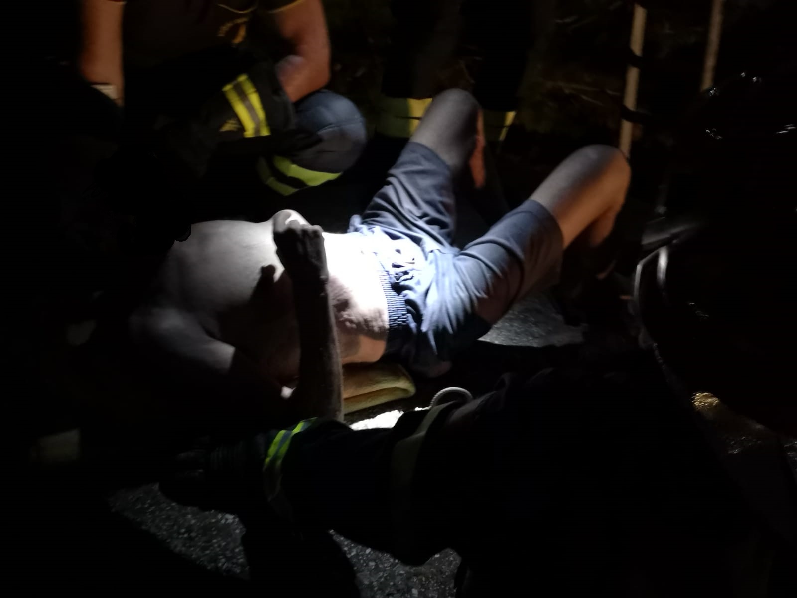 Recuperato l'anziano caduto in una cisterna a San Marco, trasferito al Giovanni Paolo II non è in pericolo di vita
