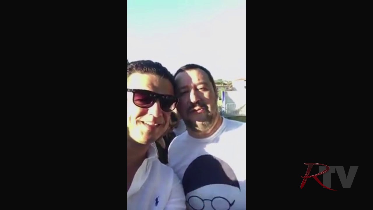 Da Pontida Matteo Salvini saluta Ribera