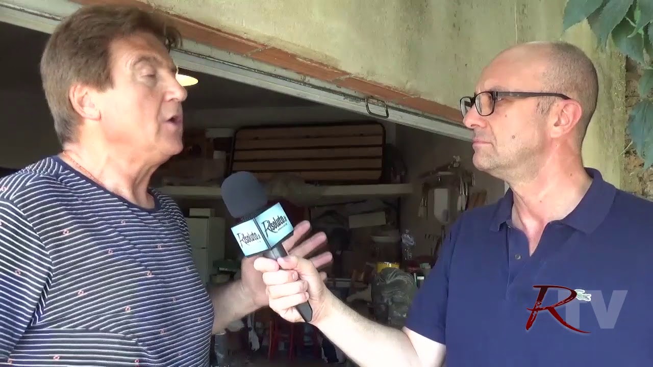 Trattiene la statua-panchina di Pietro Germi nel suo garage, Vincenzo Raso: "Resta qui fino a quando non sara' videosorvegliata"