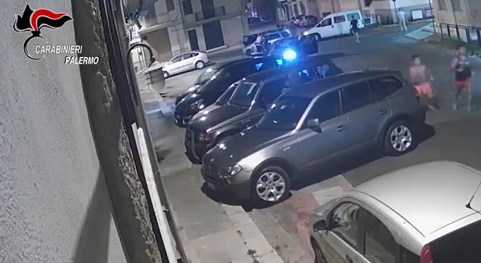 Migranti picchiati a Partinico: sette persone arrestate