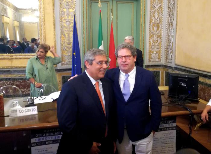 Dopo dieci anni Cuffaro rimette piede all'ARS per partecipare ad un convegno