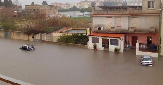Bomba d'acqua a Castelvetrano, disagi e allagamenti