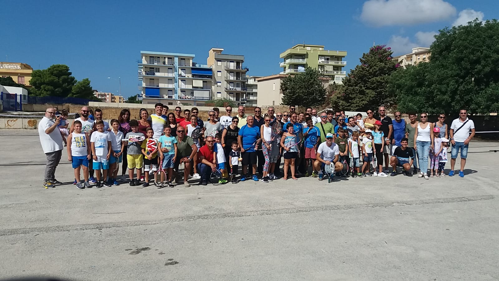 Tennis. Un centinaio di bambini stamattina alla manifestazione "Passione scende in piazza"