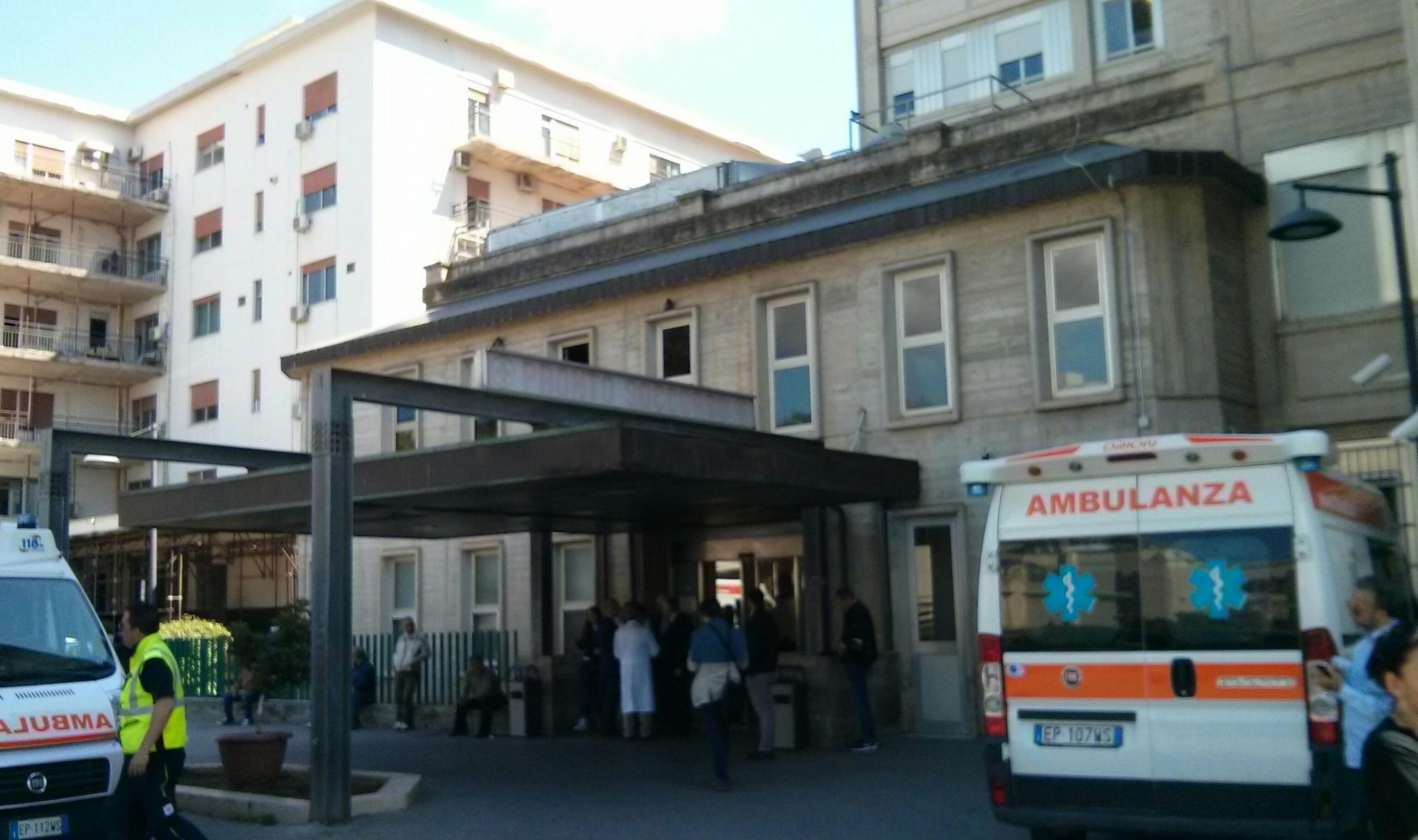 Palermo. In ospedale per infarto, donna muore dopo essere rimasta bloccata 15 minuti in ascensore