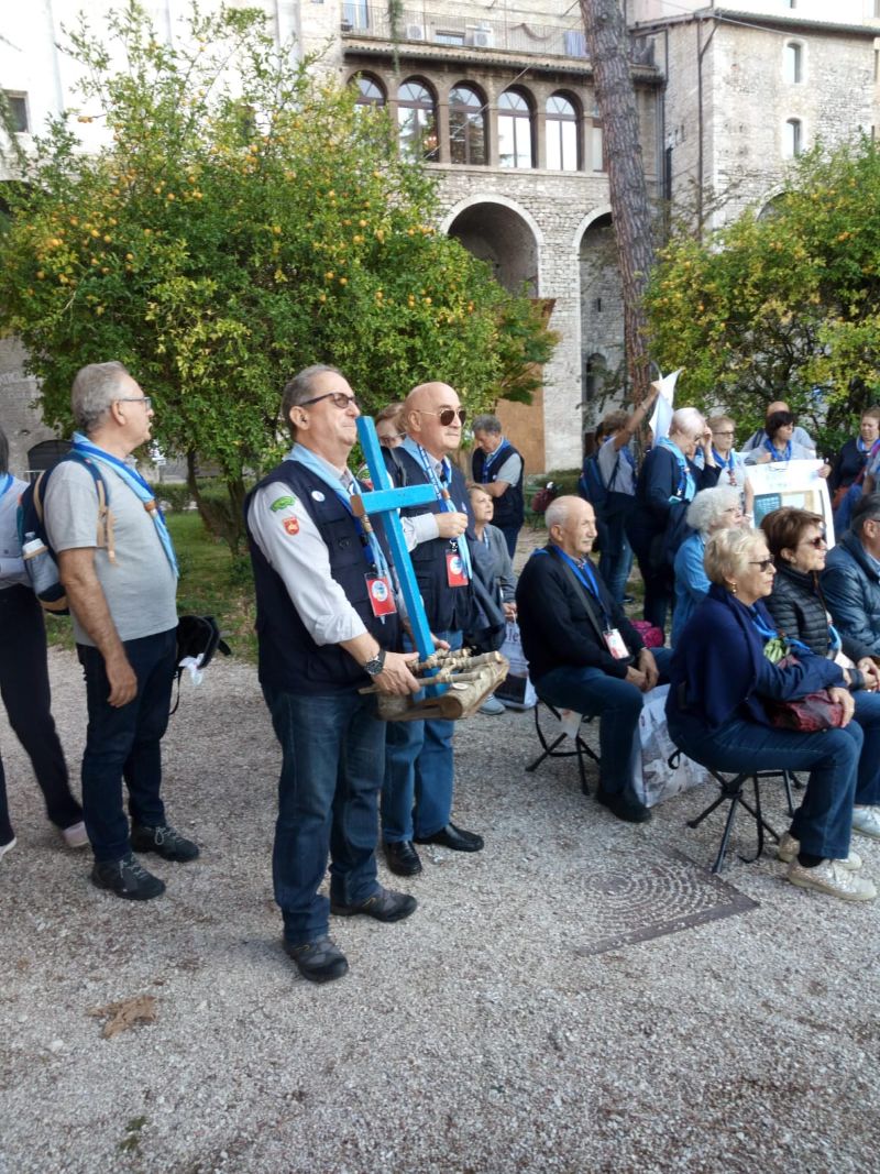 Anche la Croce di Lampedusa alla Festa delle Comunità Adulti Scout, a Spoleto, con i gruppi di Menfi e Ribera