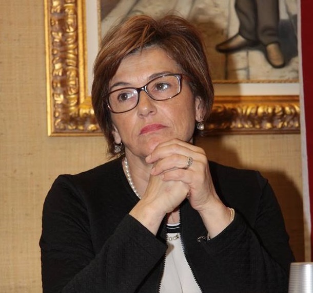 Mensa scolastica a carico dei genitori, Mizzica: "Esordio indolente dell'assessore Mondino, uno scivolone grave e amaro"