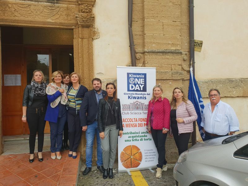 Una fetta di torta oggi a Sciacca per sostenere la Mensa della Solidarietà