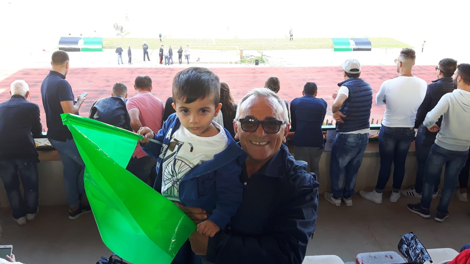 "Mani e manuzzi" col nipotino allo stadio a tifare verdenero, il racconto della domenica sportiva di Pippo Graffeo