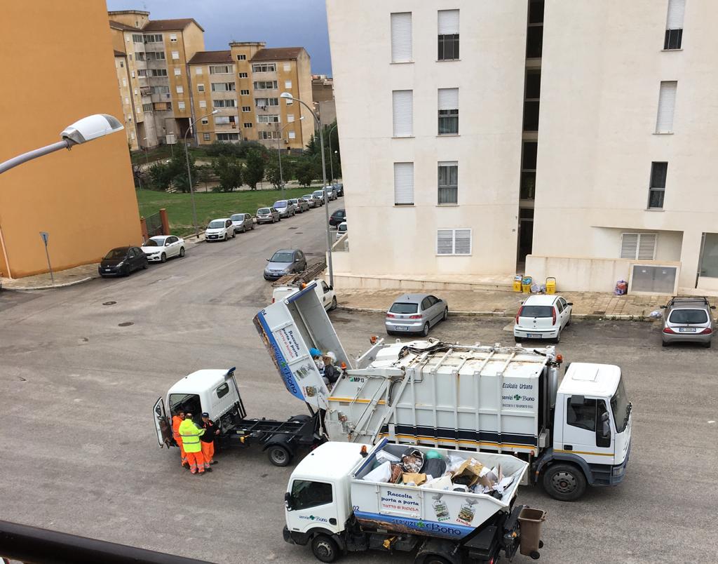 Annunci, ritiri e comunicazioni, ritiro dell'umido oggi solo a metà a Sciacca